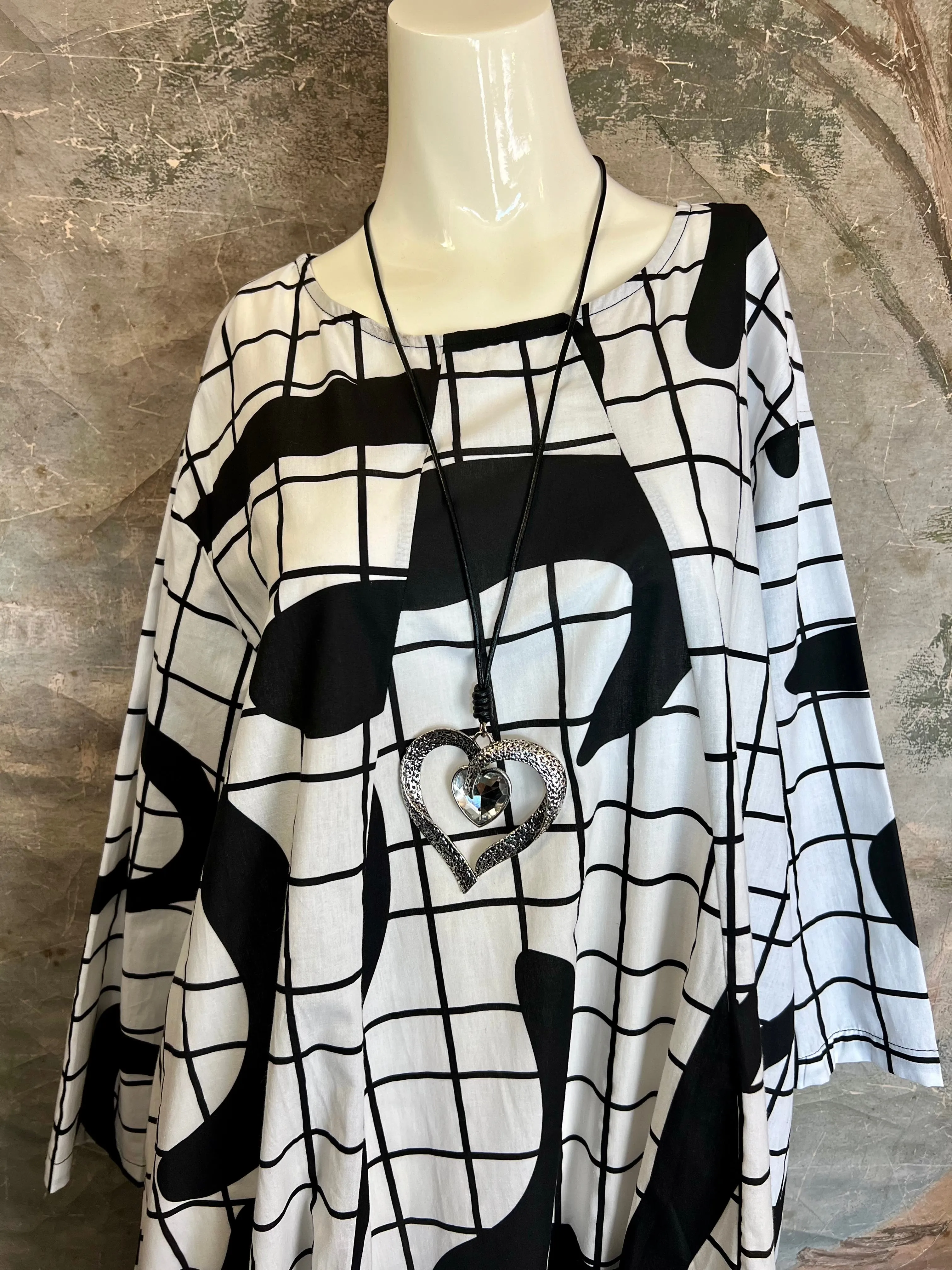 66333 VC B&W Print Dress