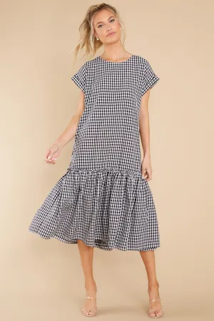 Bold Choice White And Black Gingham Tiered Midi Dress