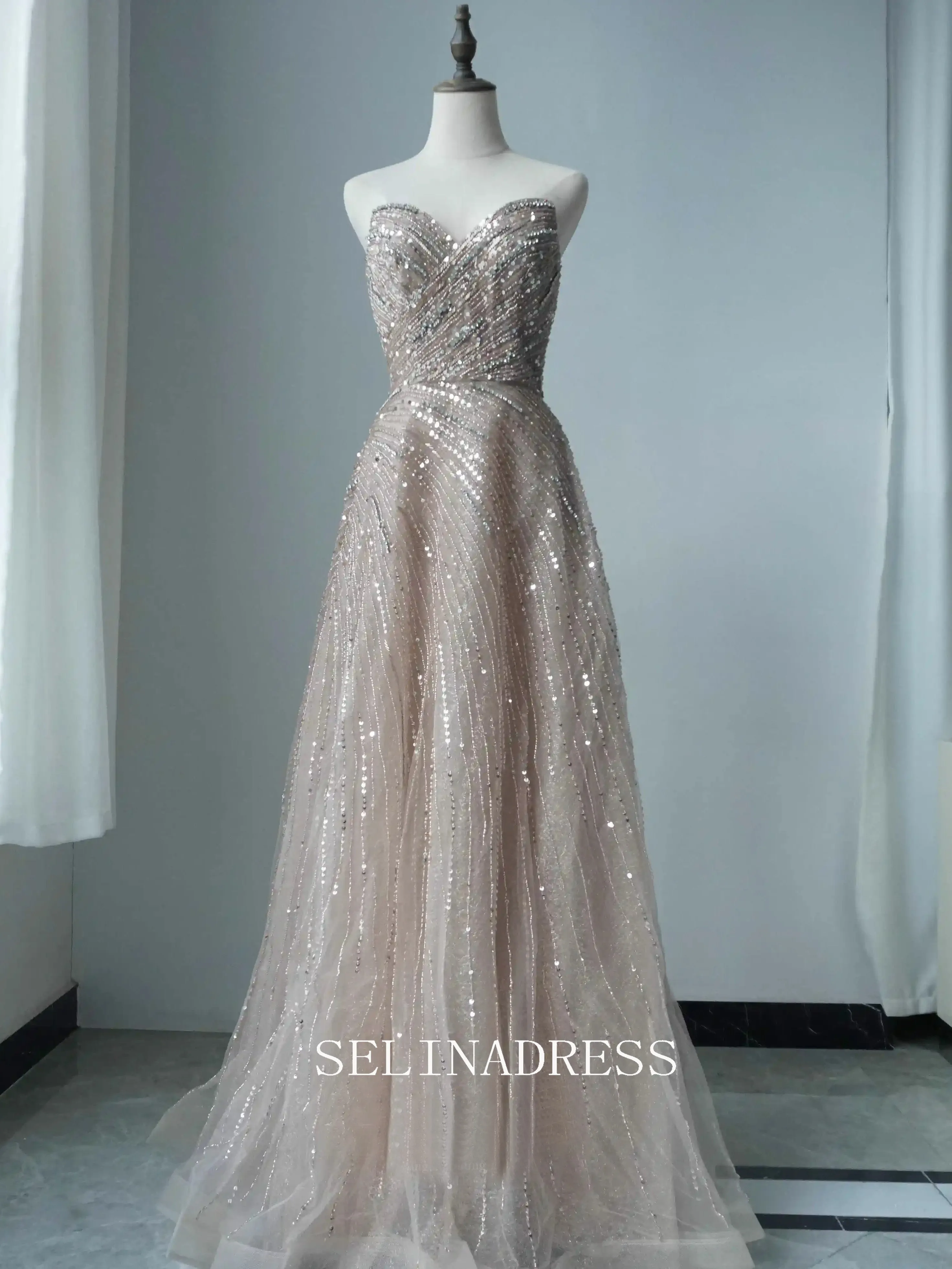 Chic A-Line Sweetheart Beaded Prom Dresses Elegant Evening Dress TKL3081