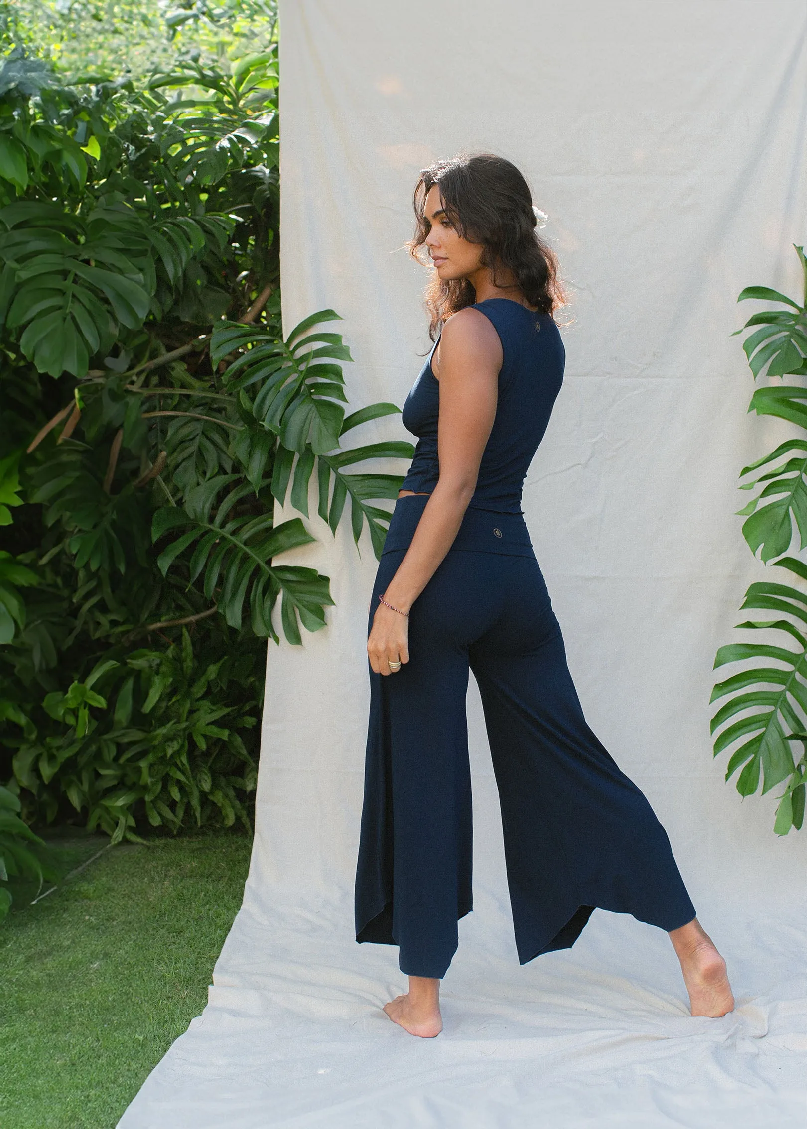 Layla Flares Navy