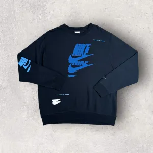 NIKE ESSENTIALS   SWEATSHIRT