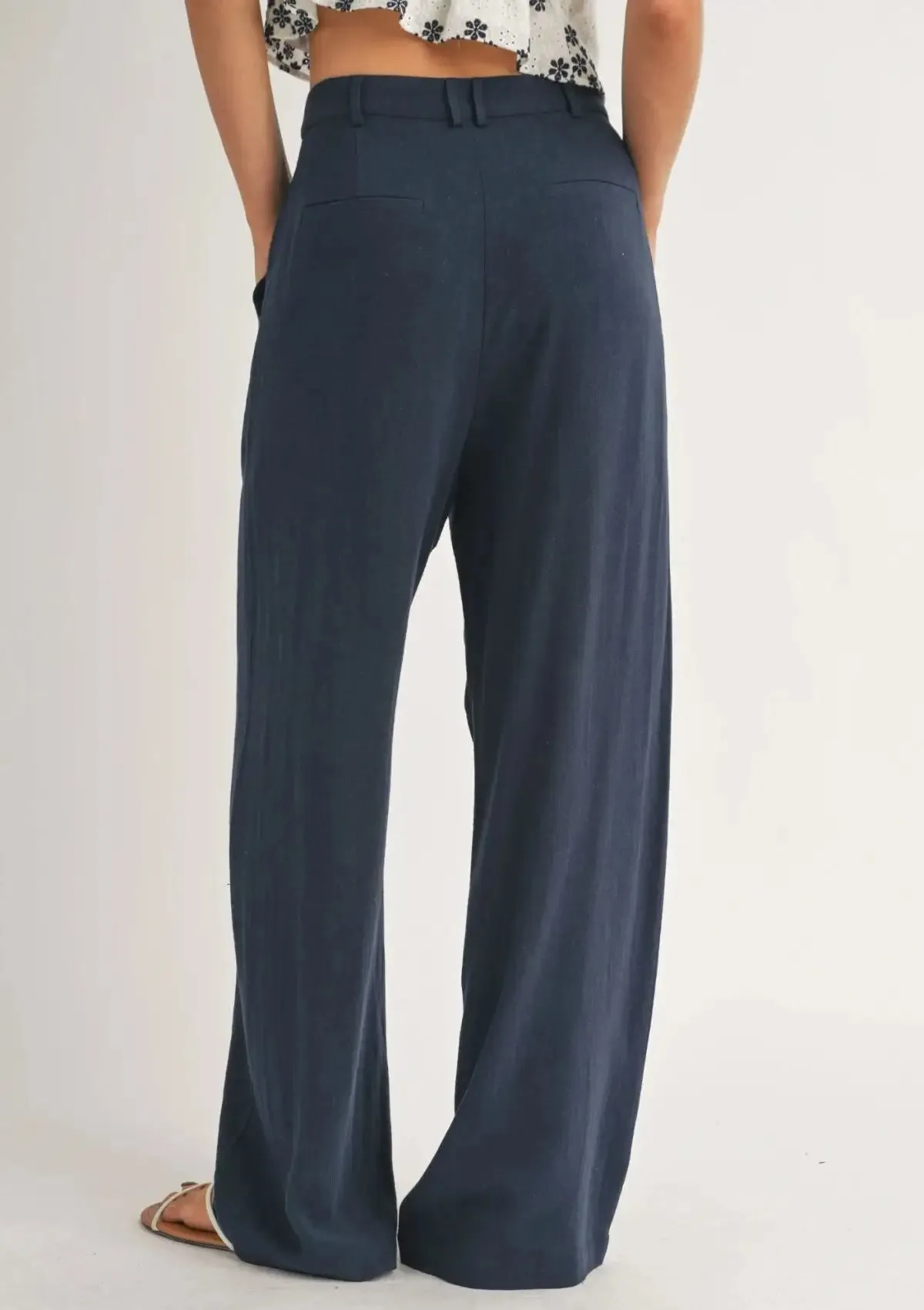 Sandy Cove Pleated Pants - Navy