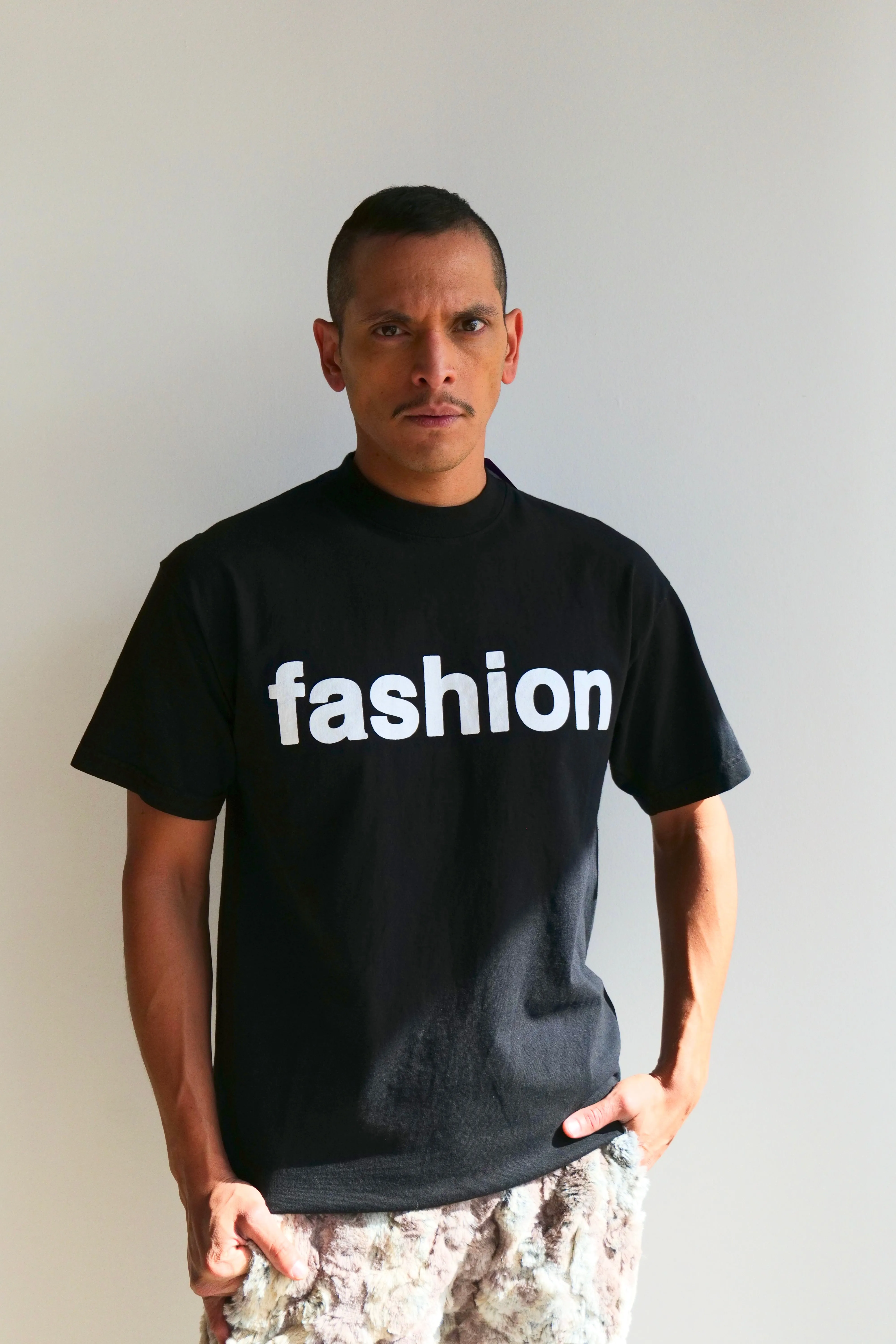 WHOLE FASHION TEE BLACK